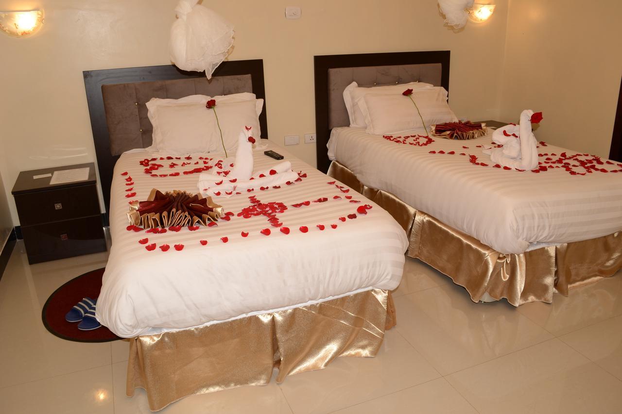 Lakemark Hotel And Tour Service Bahir Dar Kültér fotó