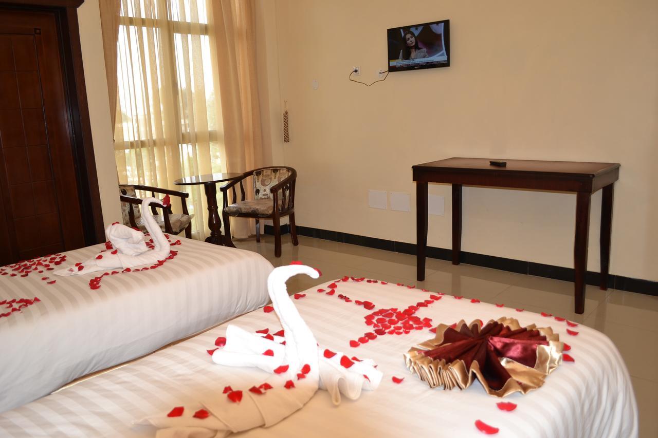 Lakemark Hotel And Tour Service Bahir Dar Kültér fotó