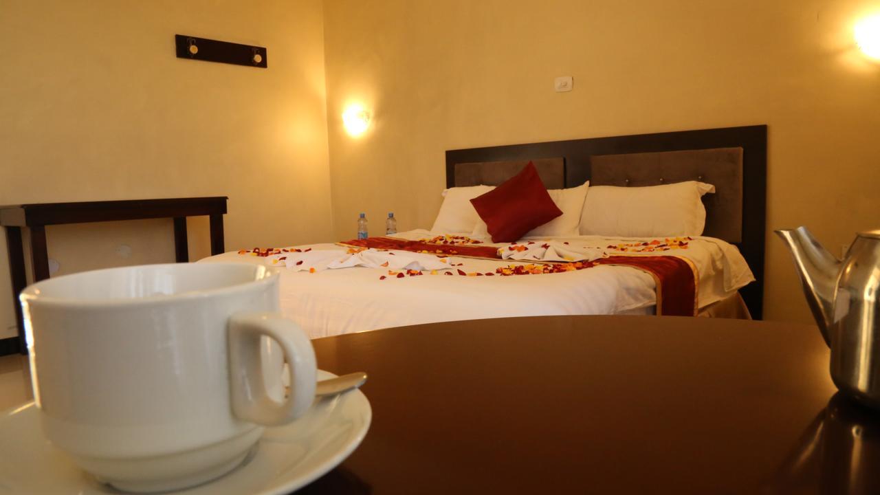 Lakemark Hotel And Tour Service Bahir Dar Kültér fotó