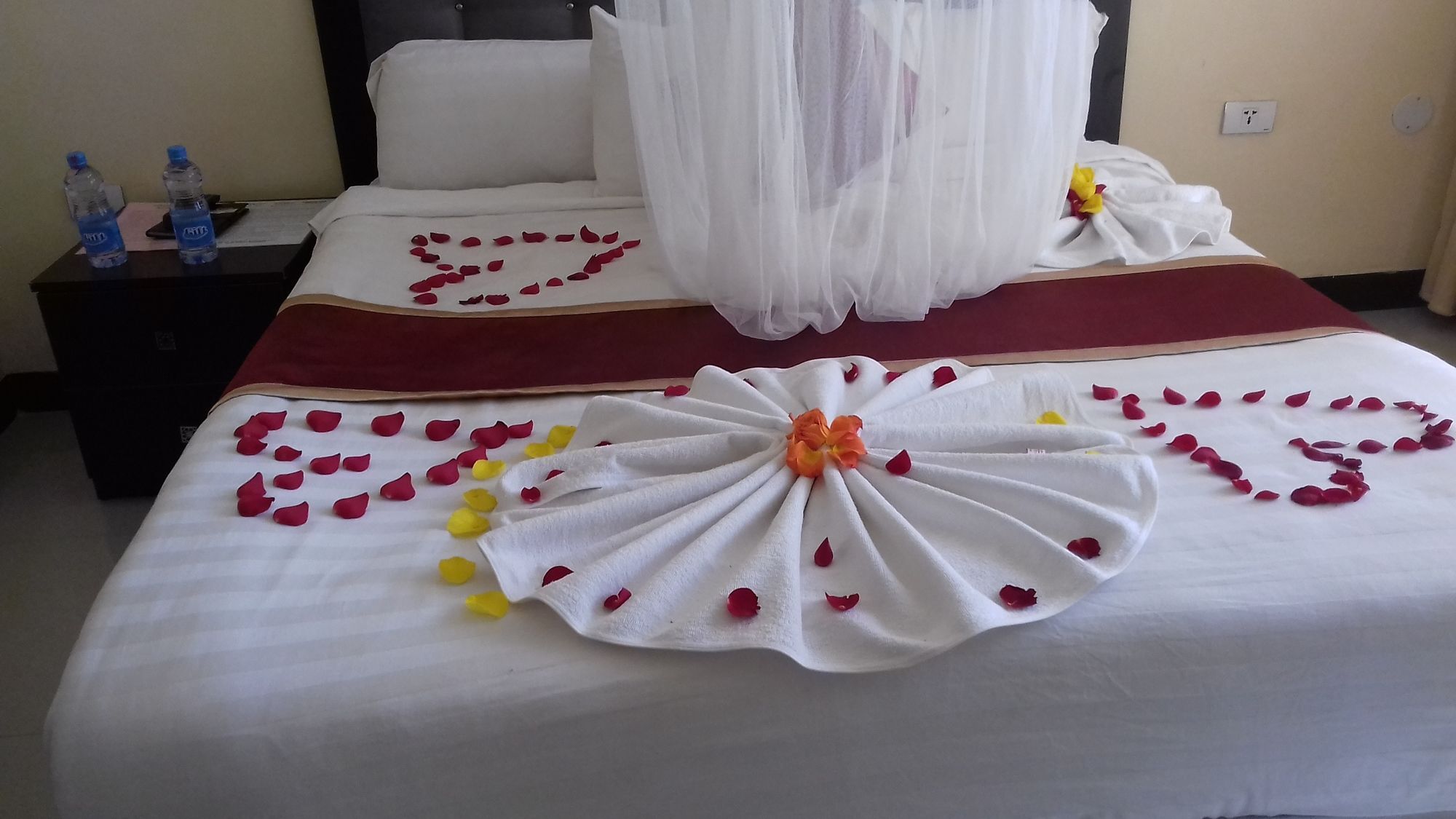 Lakemark Hotel And Tour Service Bahir Dar Kültér fotó