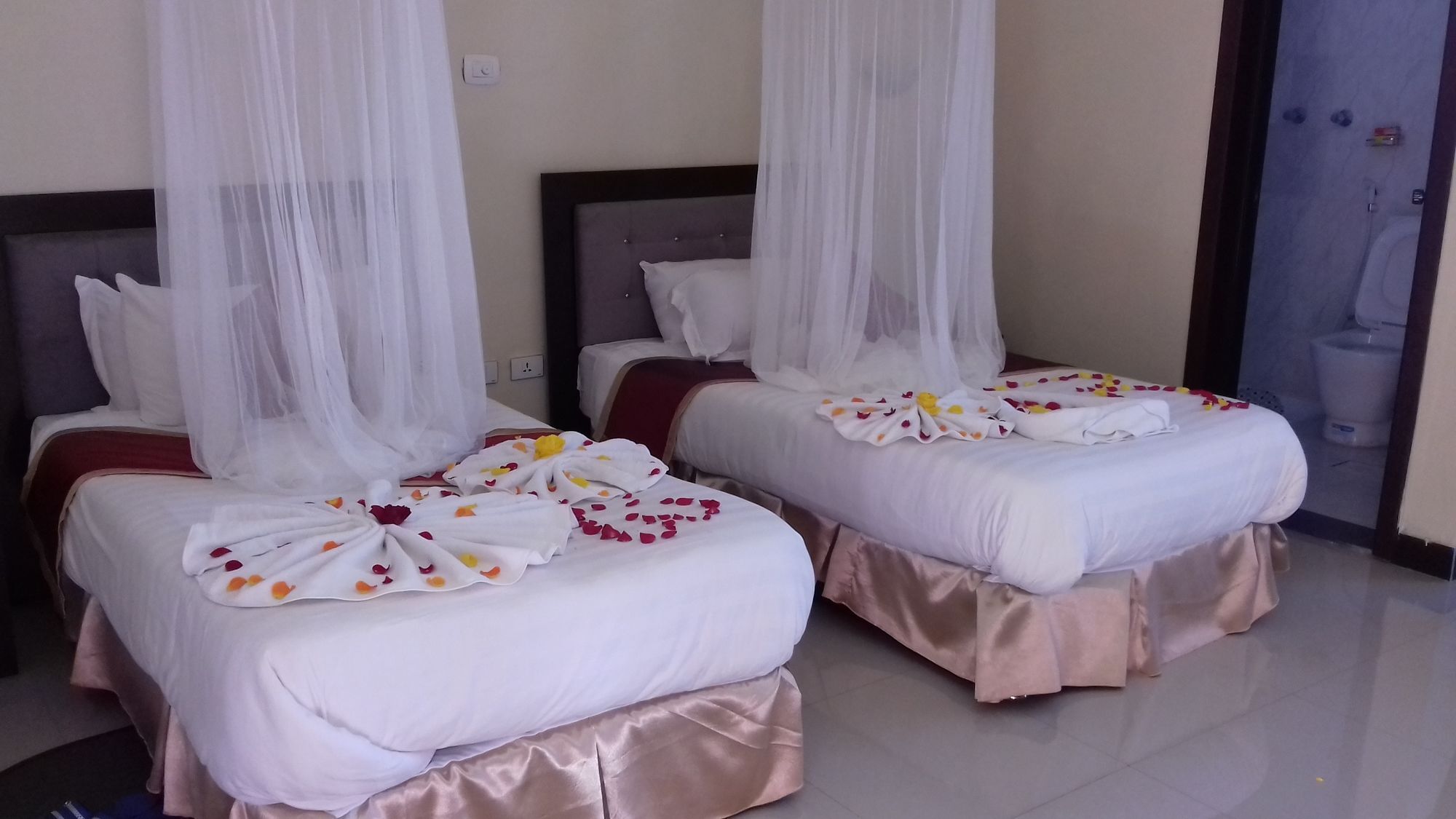 Lakemark Hotel And Tour Service Bahir Dar Kültér fotó