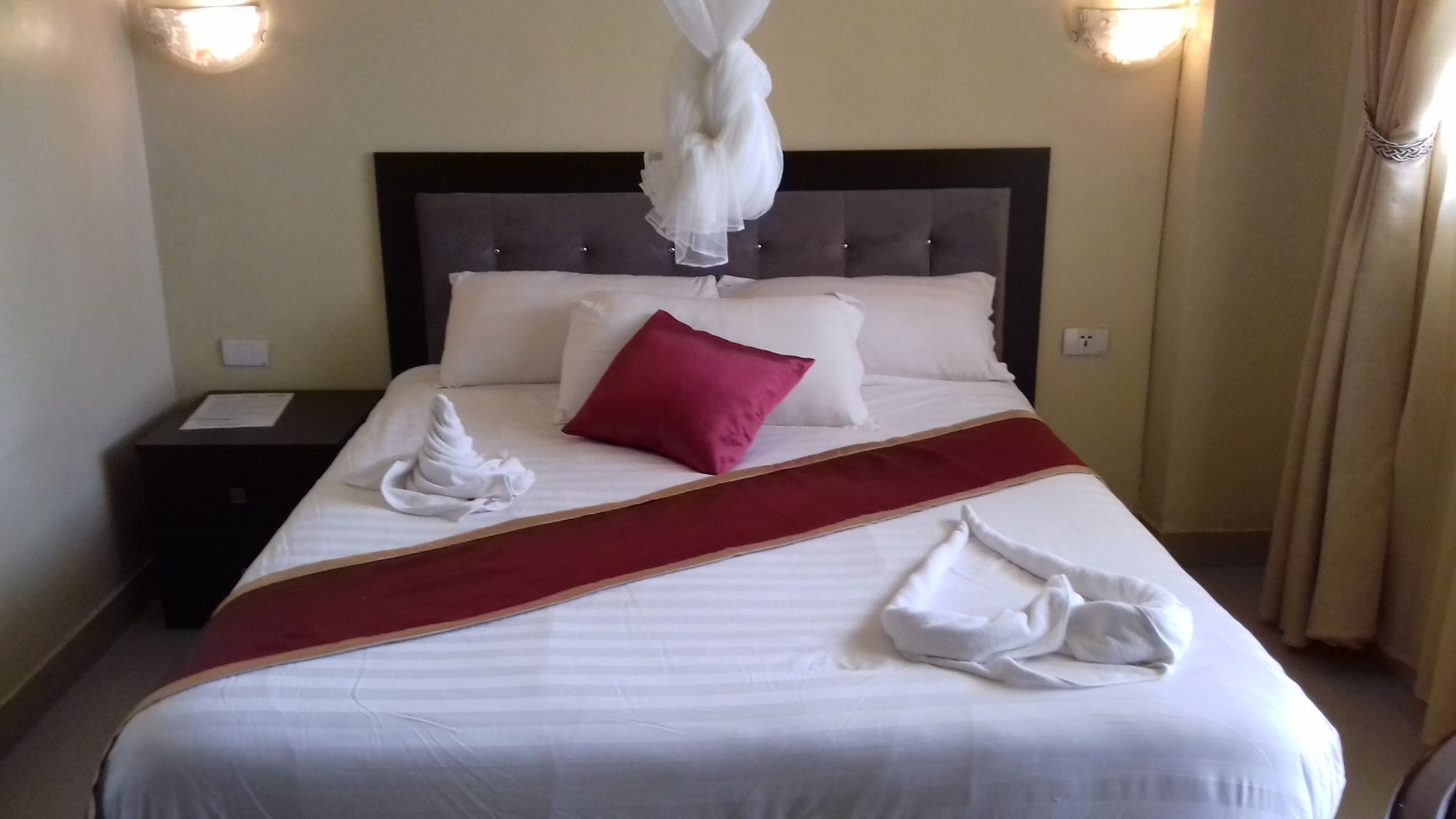 Lakemark Hotel And Tour Service Bahir Dar Kültér fotó