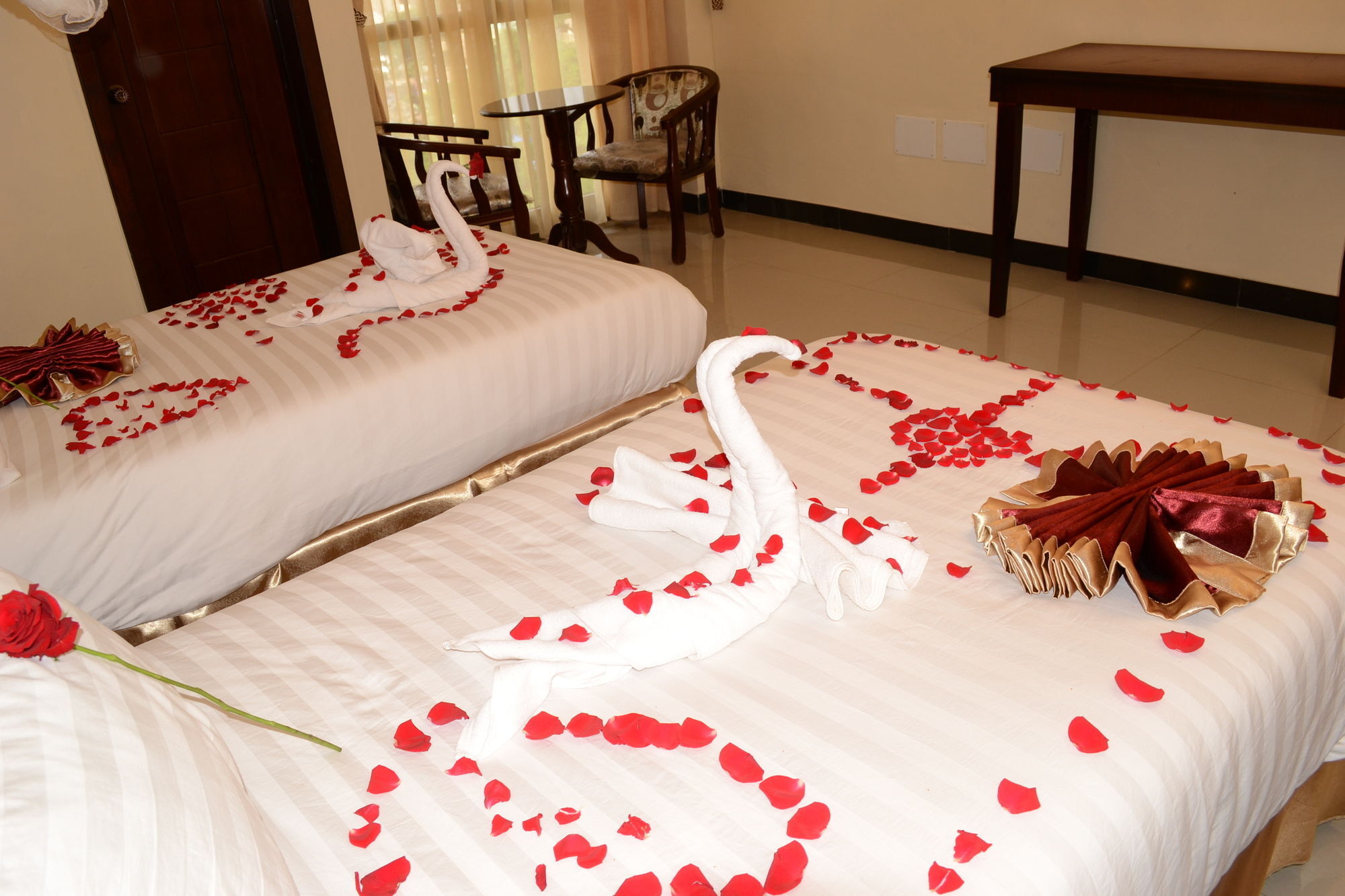 Lakemark Hotel And Tour Service Bahir Dar Kültér fotó