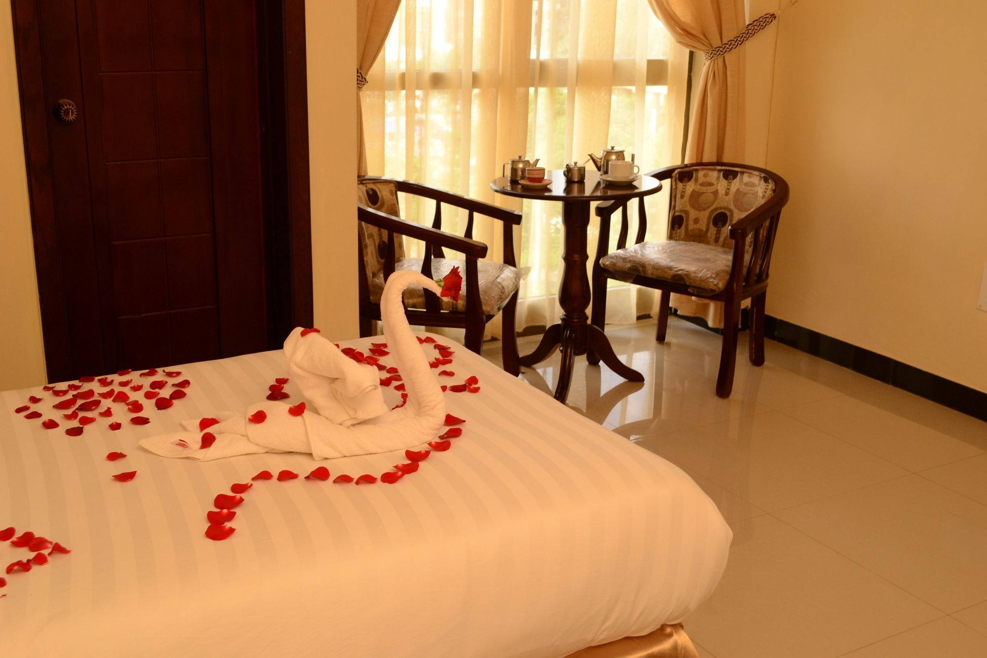 Lakemark Hotel And Tour Service Bahir Dar Kültér fotó